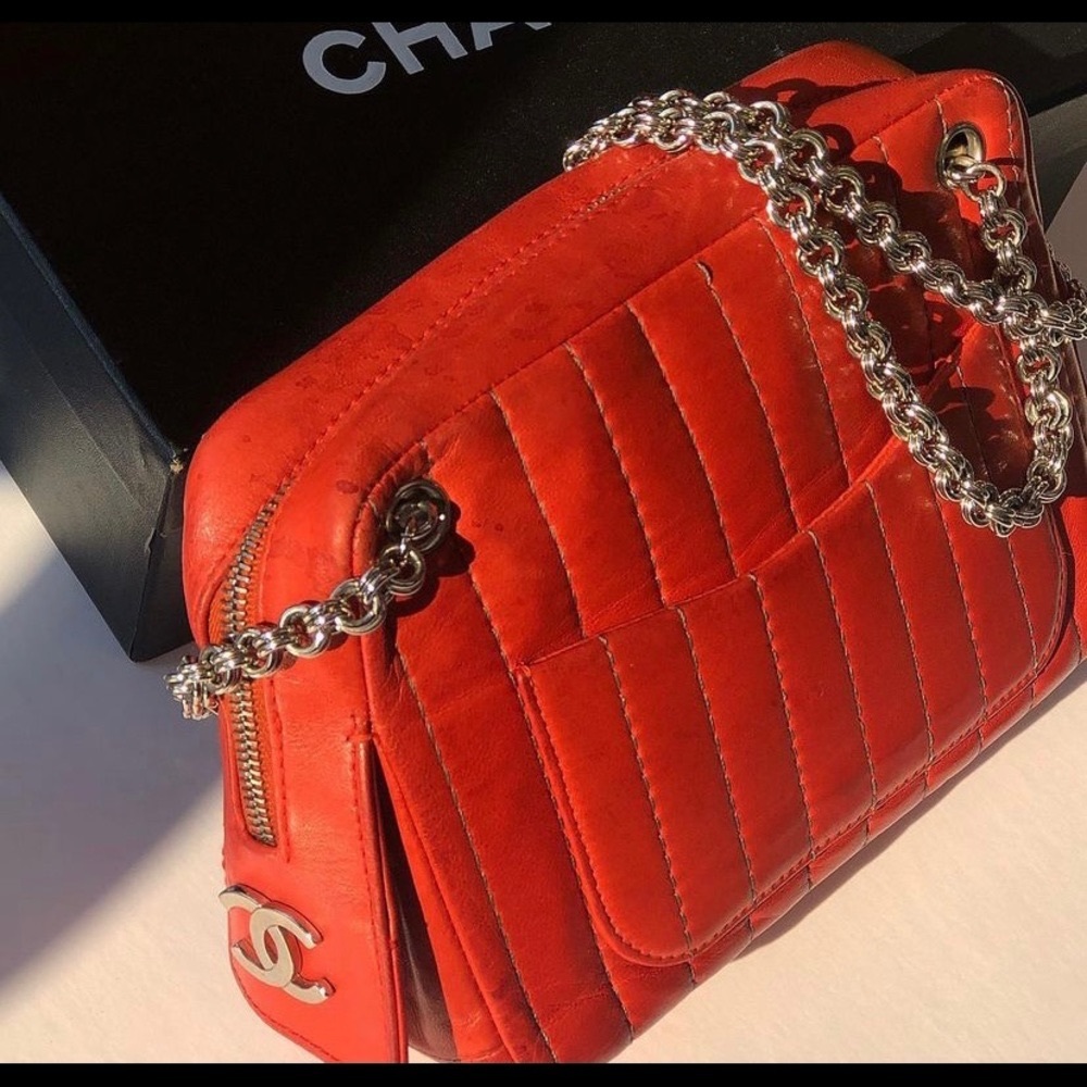 Chanel Vertical Quilt shoulder bag